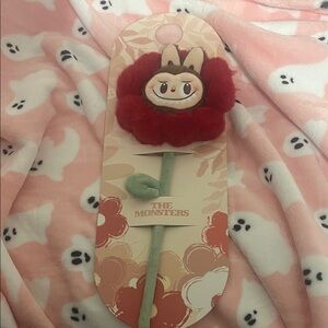 Pop Land Exclusive Labubu Flower - Red